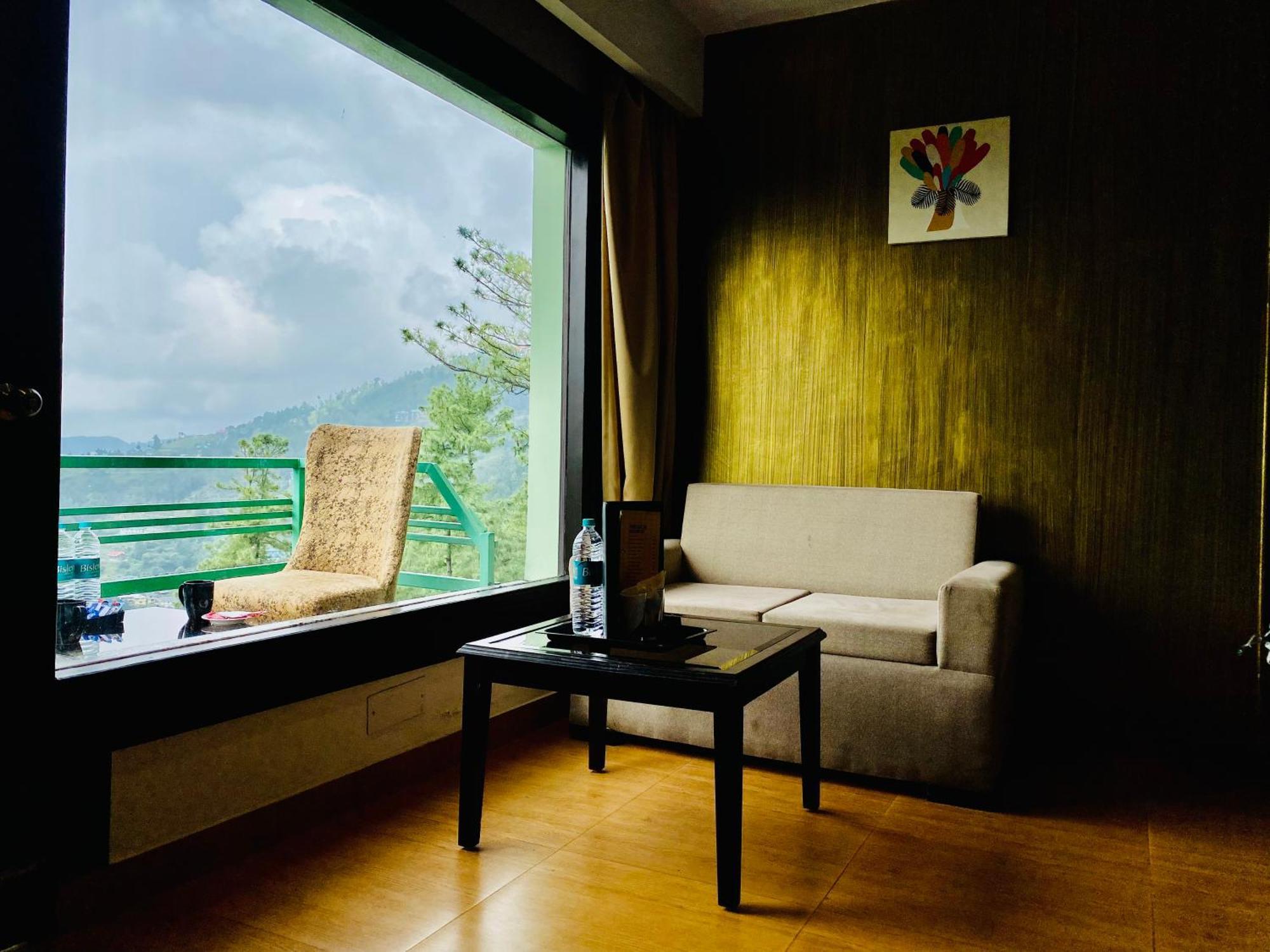 Royal Green Mashobra: Mountain and Valley Views Shimla Exterior photo